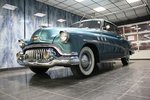 Наружная окраска автомобиля Buick Riviera 1952 года выпуска в эксклюзивный цвет по макету и выкраскам, которые согласовывались с владельцем автомобиля.